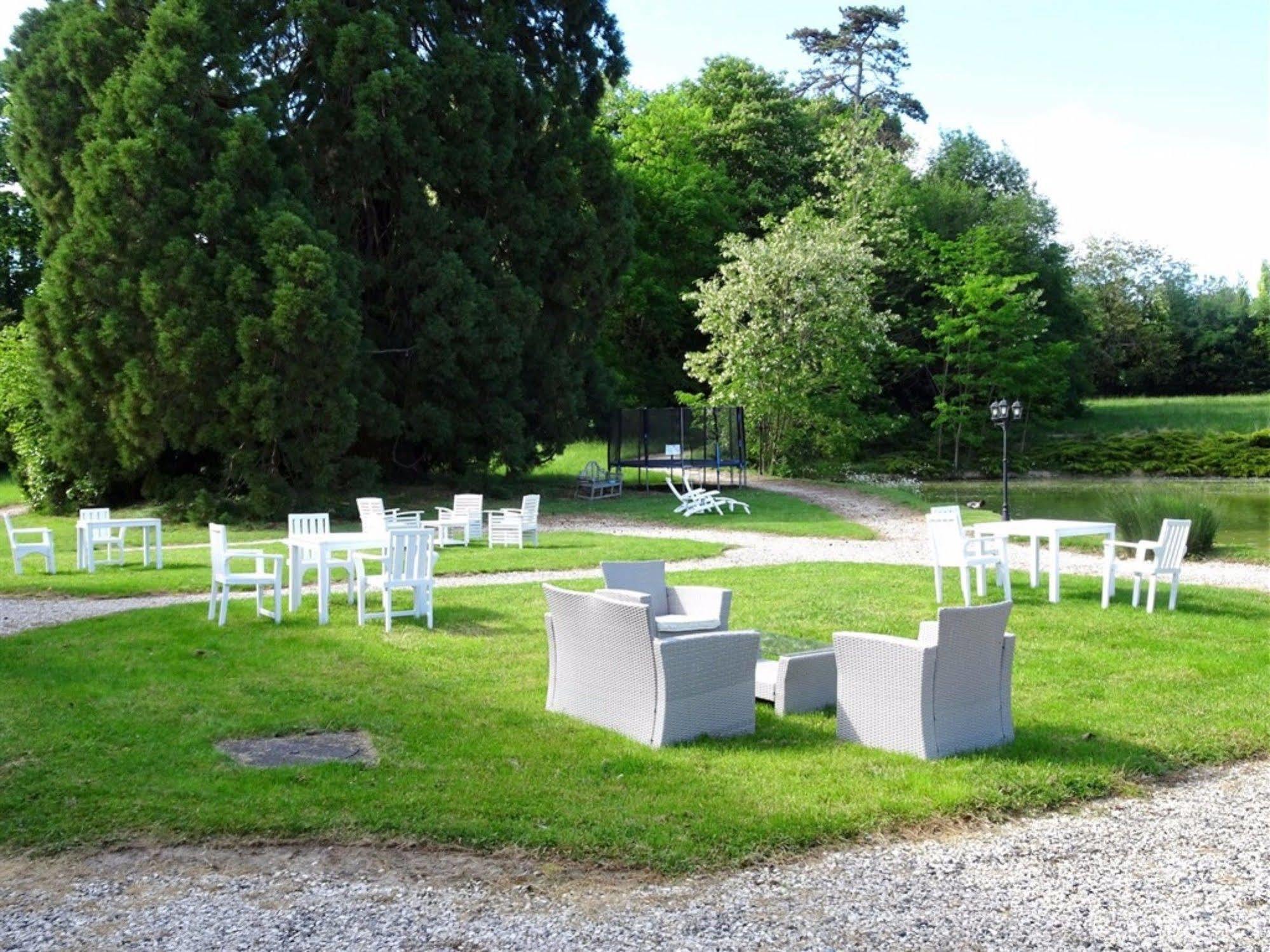 Frühstückspension Chateau Les Vallees En Touraine 4*